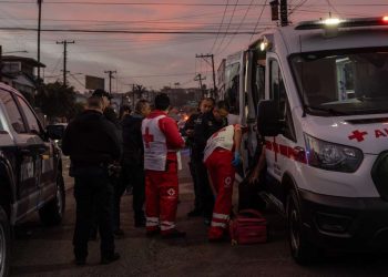 Aparatoso choque en Zona Centro deja un detenido en Tijuana