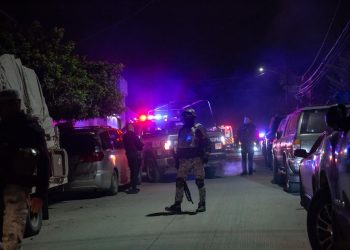 Hieren a joven en la colonia El Pípila; fue trasladado grave a un hospital