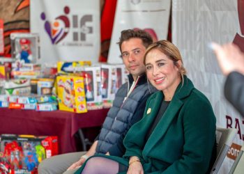 Entrega de juguetes a DIF BC: Tijuana dona 180 apoyos para albergue